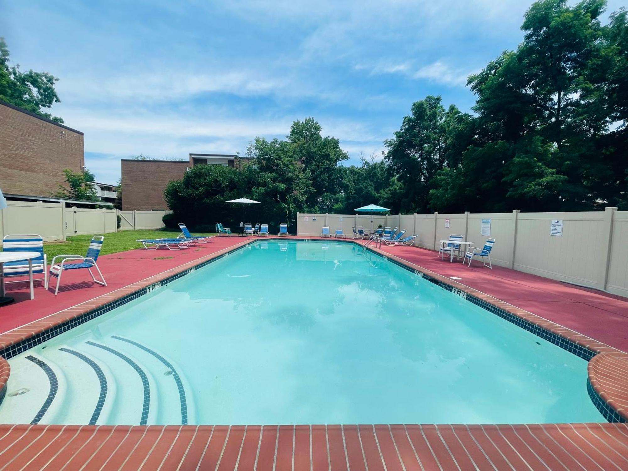 Large, Clean, Comfortable, 1Br Near Einstein Hos Elkins Park Exterior photo
